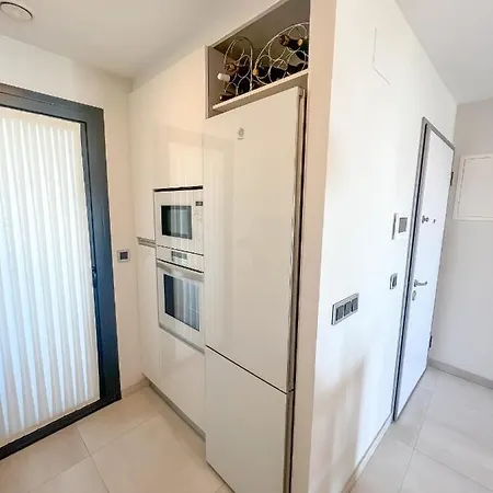 Sunset Waves 3 * Benidorm